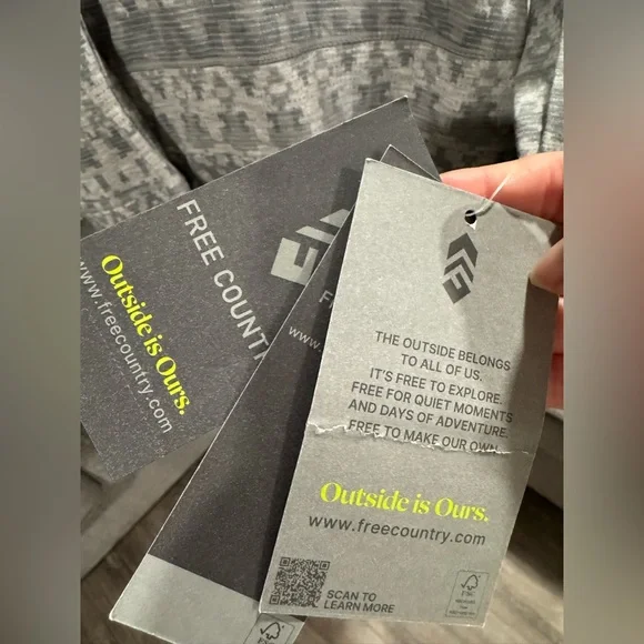 Free Country Women's Gray and White Patterned Hoodie - Picture 8 of 10